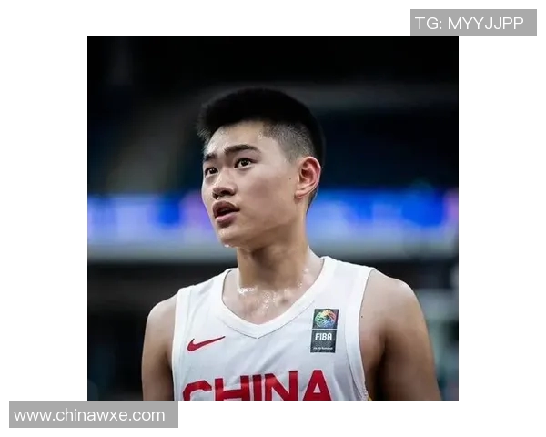 李根的篮球之路：从青涩少年到CBA明星的成长故事与奋斗历程