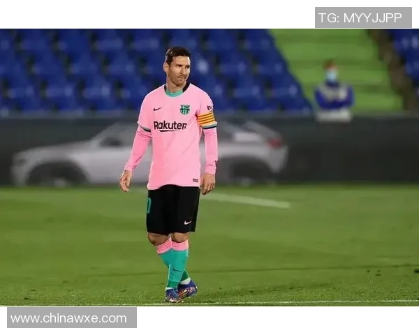 赫尔城与米堡激战正酣比分悬念引发球迷热议