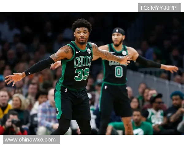 马库斯斯马特的篮球之路与领导力探索：从新秀到球队核心的成长历程