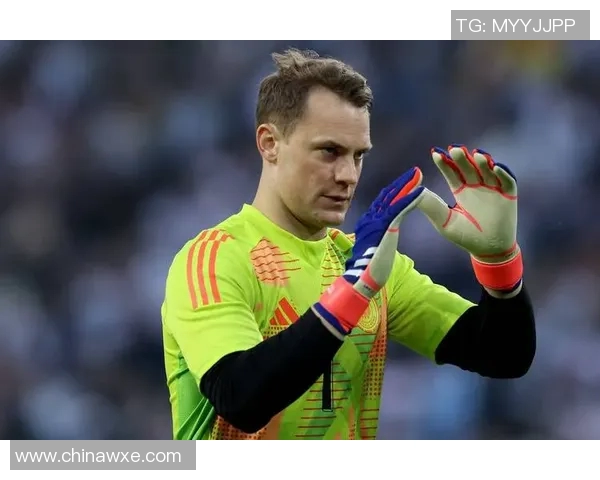 诺伊尔遭遇重伤无缘本赛季拜仁迅速求助德赫亚救急