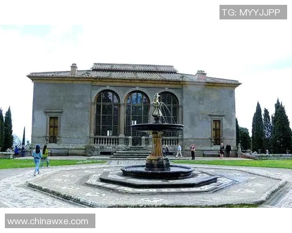 探索埃斯特旺的魅力与历史：一段文化与自然交融的旅程